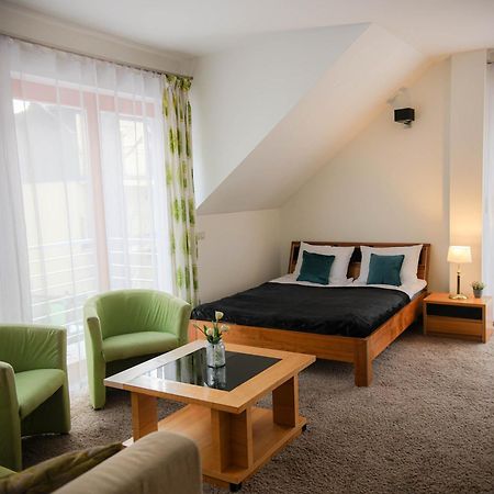 Apartamenty Przy Plazy - Willa For You Pobierowo Exteriör bild